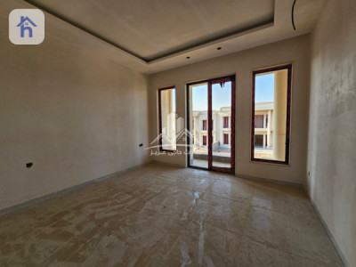 Modern House Image 9