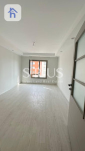 Modern Apartment with 2 Bedrooms Image 4
