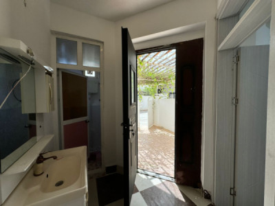 One Floor House Image 3