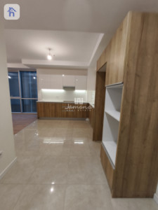 Modern Apartment in Empire Wings image 1