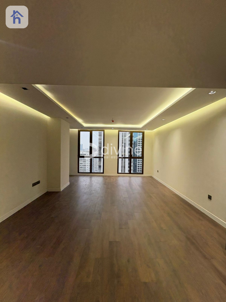 Modern Apartment on Boulevard