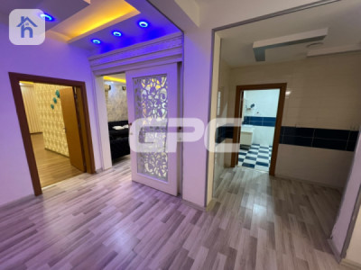 خانوویەکی فراوانی ٥ ژووری نوستن لە گوندی ئیتاڵی 2 وێنە 10