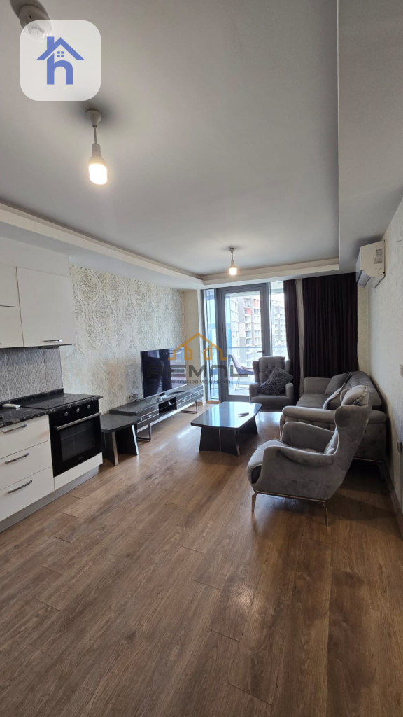 Modern Apartment in Wavey Avenue
