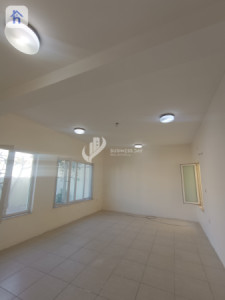 Modern 4-Bedroom House For Sale image 4