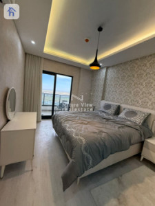 Modern 1-Bedroom Apartment in Prime Location image 5