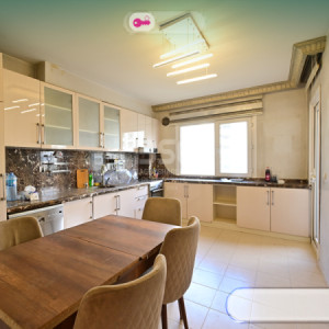 Luxury Apartment for Sale in Empire Royal image 2