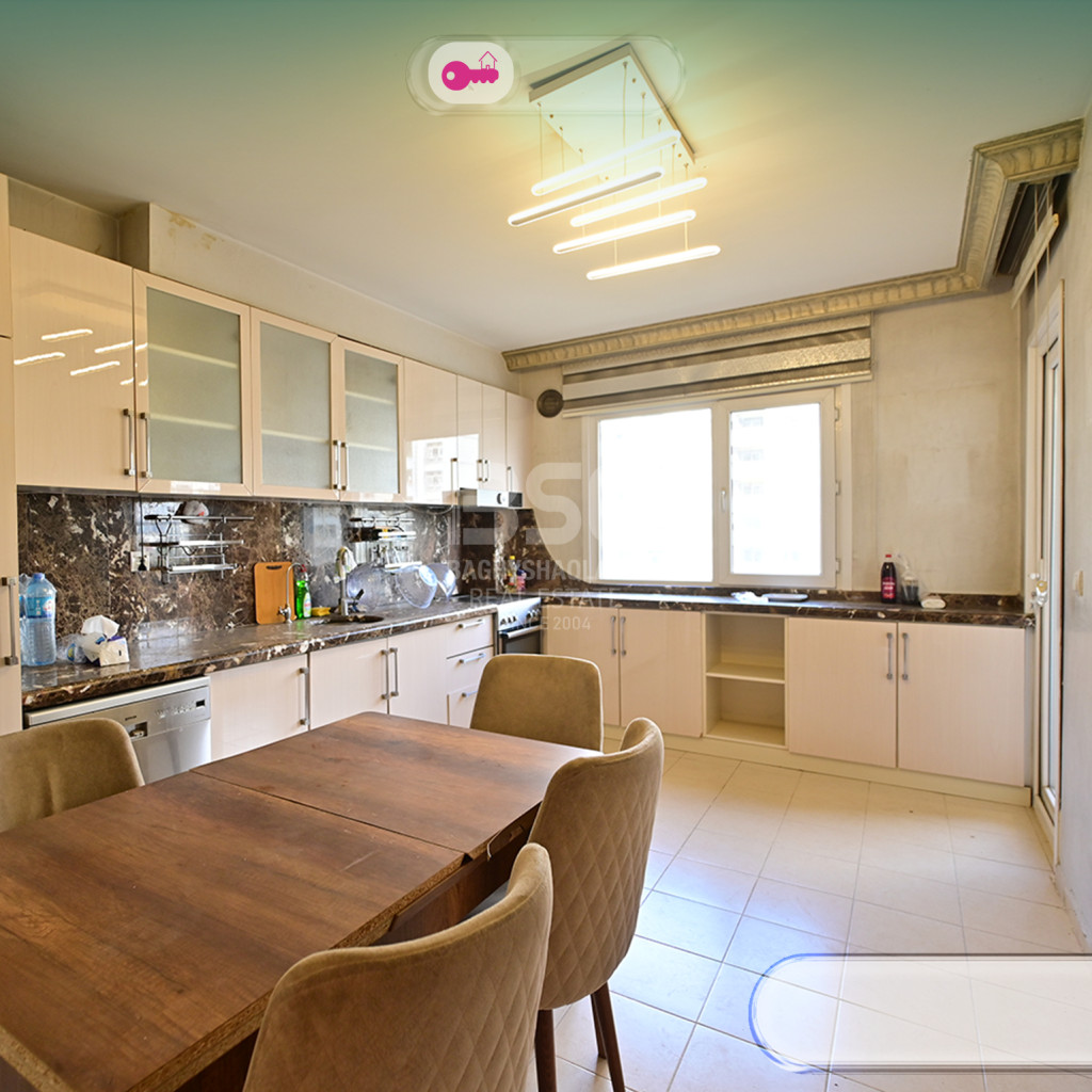 Luxury Apartment for Sale in Empire Royal Resim 2