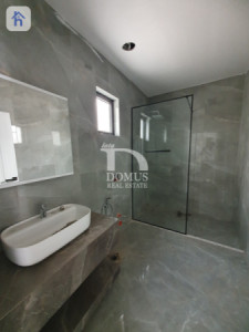 Spacious 4 Bedroom House for Sale Image 17