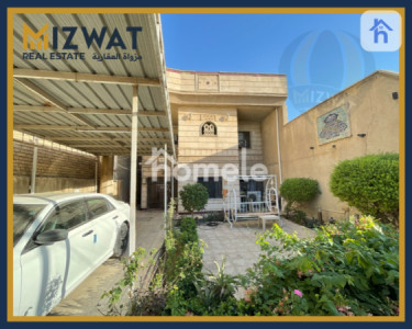 Spacious House with 5 Bedrooms Resim 3