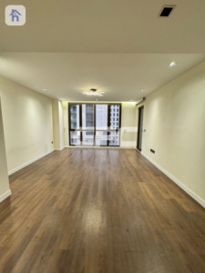 Spacious Apartment in Boulevard Image 8