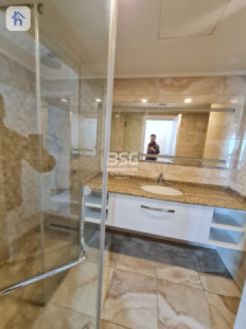 Spacious Apartment in MRF Quattro Towers Resim 12