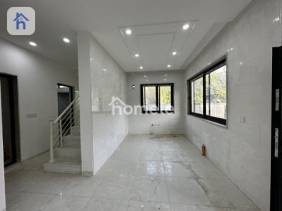 Corner House Image 8