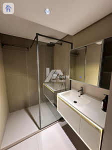 Luxurious High-rise Apartment for Rent Image 6