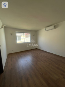 Spacious House in English Village Image 10