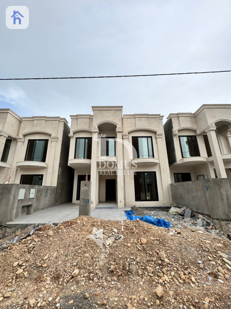 هيكل للبيع في دافوس ستي