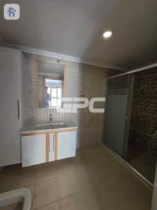 Spacious 2-Bedroom Apartment in Erbil image 5