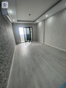 شوقەیەکی مۆدێرن بۆ یەک ژووری نوستن بۆ کرێ image 1