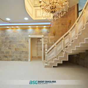 Spacious Family Home with Modern Design Image 6