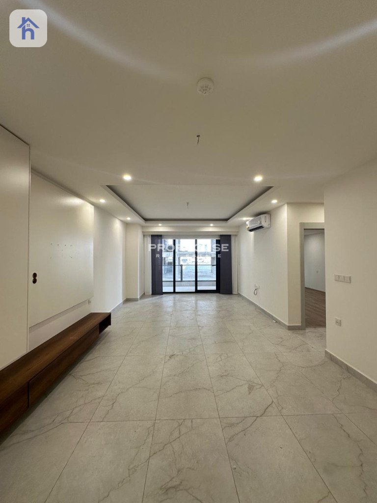 Modern Office in Phoenix Tower