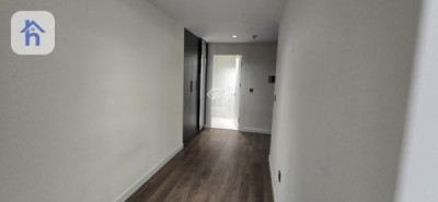 Modern 3BR apartment in prime location Image 8