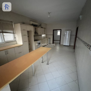 Spacious Villa in Empire Royal with 5 Bedrooms image 8