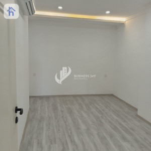 Modern 2-Bedroom Apartment in Wow Tower Image 4