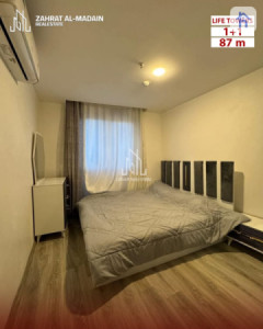 Modern 1-BR Apartment In Life Towers image 5