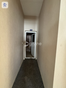 ماڵێکی خێزانی فراوان لە گوندی ئیتالی وێنە 12