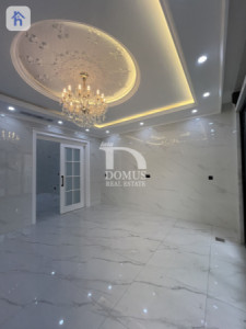 Bright and spacious House for sale Image 4