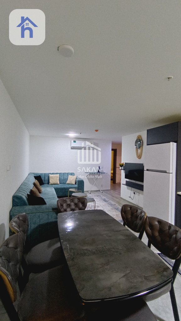 Spacious Furnished Apartment in Life Towers