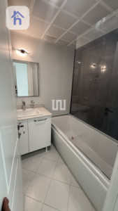 Spacious 2 Bedroom Apartment in Empire Wings Resim 11