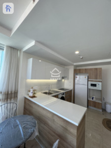 Cosy Furnished Apartment in Empire Wings Image 3