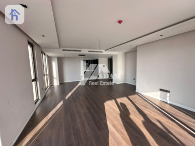 Elegant 4-Bedroom Apartment with Balcony Image 3
