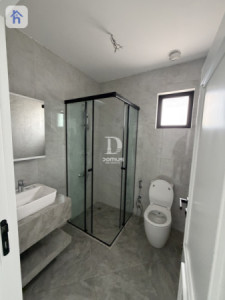New House image 17