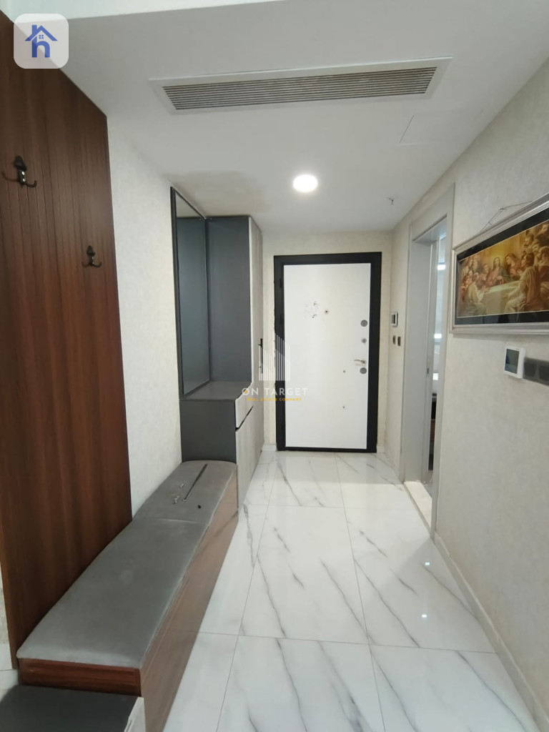 Modern 1 Bedroom in Sky Towers — 2