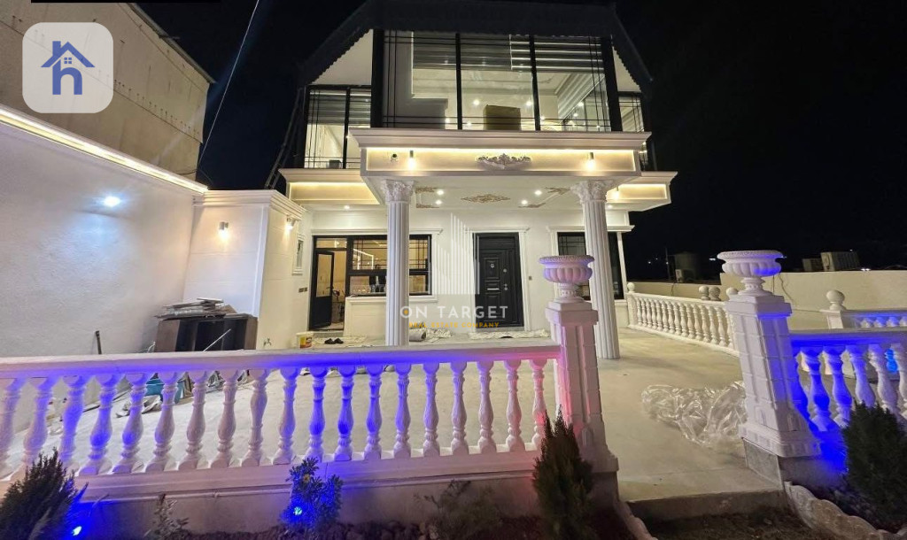 خانووی سێ نهۆمی بە ٣ ژووری نوستن وێنە 10