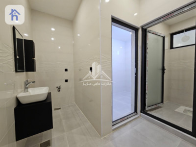 Cozy Home Perfect for Families Image 10