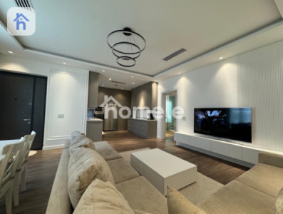 Cozy House with Four Bedrooms Image 5