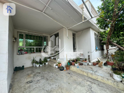 One Floor House image 2
