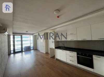 Spacious Apartment with 3 Bedrooms image 2