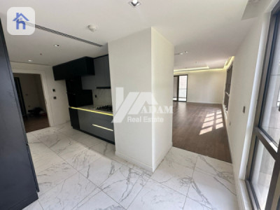 Modern Apartment image 3