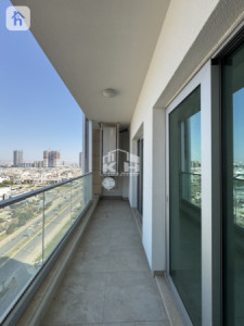 Spacious 2-Bedroom Apartment in Empire Square Image 10