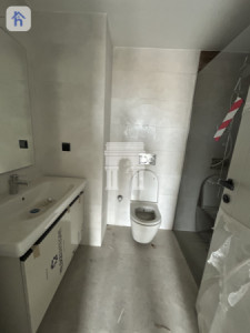 Modern Apartment with Negotiable Price Image 9