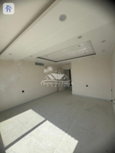Charming Villa for Sale image 6