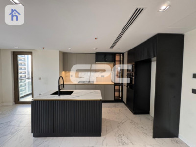 Luxurious 4-Bedroom Apartment for Rent image 8