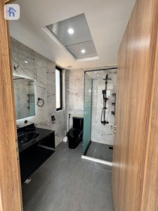 Corner House Resim 17