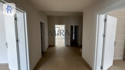 Spacious house in Mass Village Resim 4