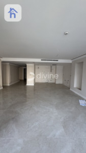 Luxury Apartment image 1