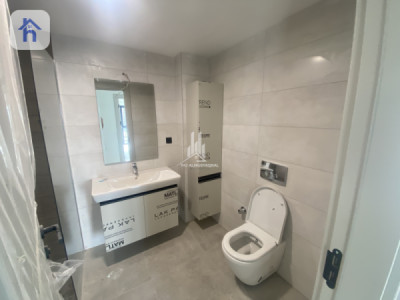 Spacious 2-Bedroom Apartment in Rami Towers Resim 11