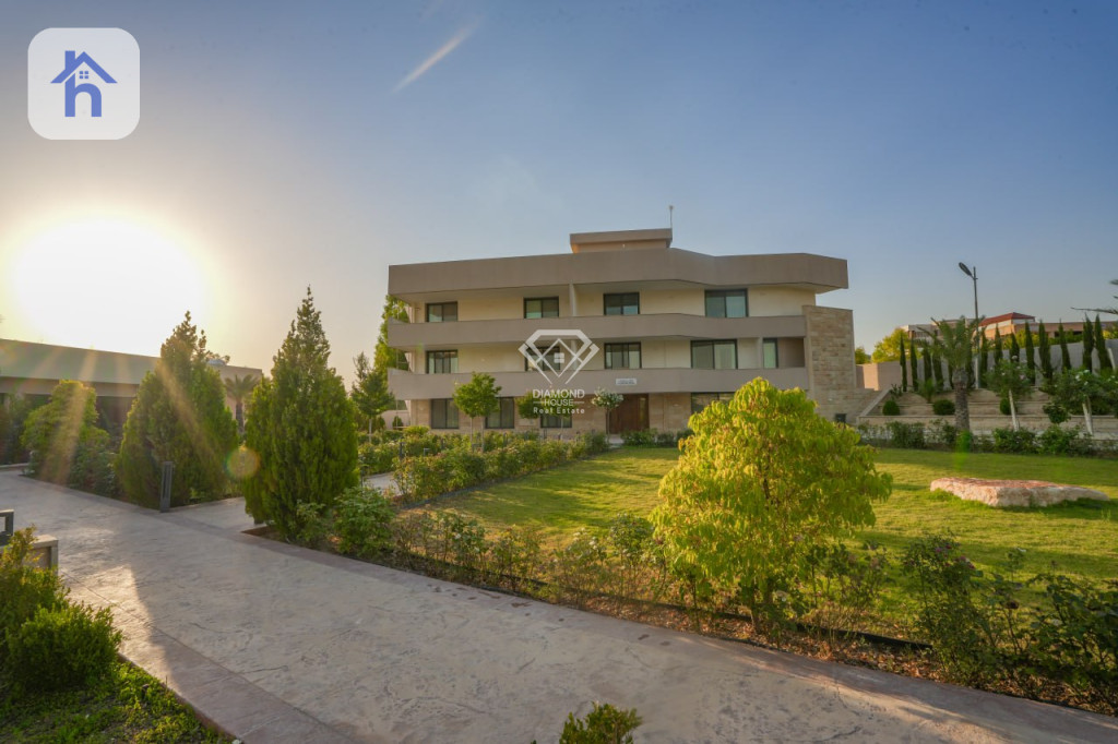 باخ لەگەل خانوو